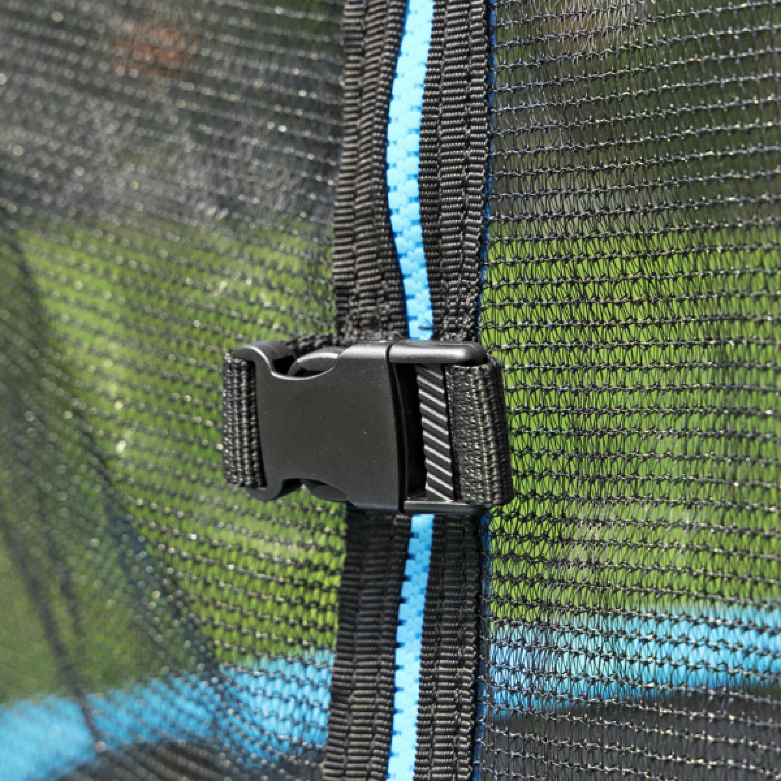 Батут пружинный с защитой Bestway Xtreme Air 305 x 255 см до 90кг Батут пружинный с защитой Bestway Xtreme Air 305 x 255 см до 90кг